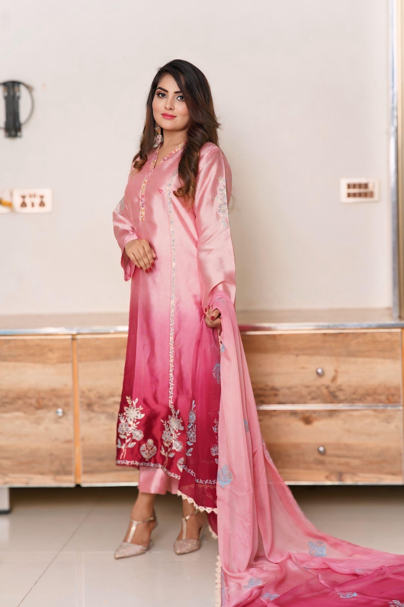 Pure Sheesha Silk Suit 3 piece ( Block printing all colors available ))