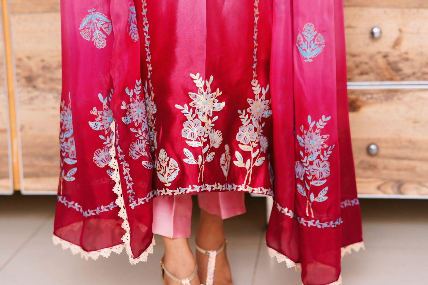Pure Sheesha Silk Suit 3 piece ( Block printing all colors available ))